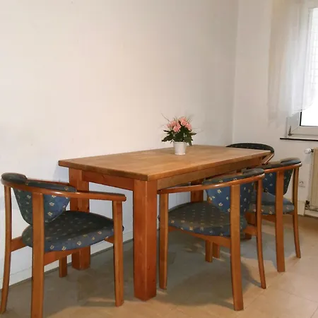 Shk - Moebliert - Wifi - Apartmán