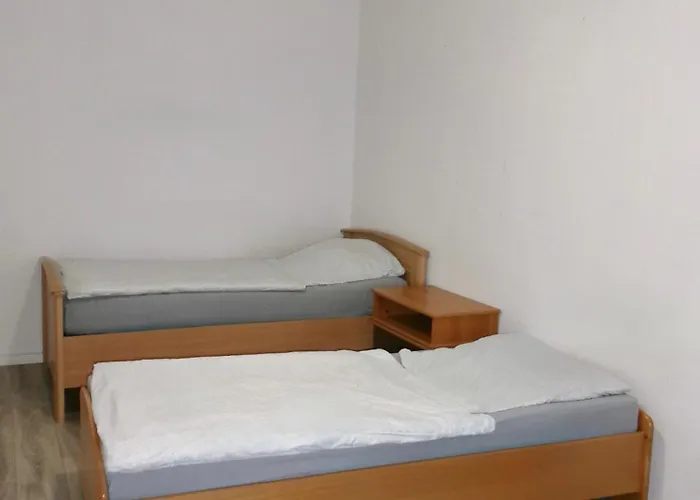 Shk - Moebliert - Wifi - Hagen (Arnsberg)