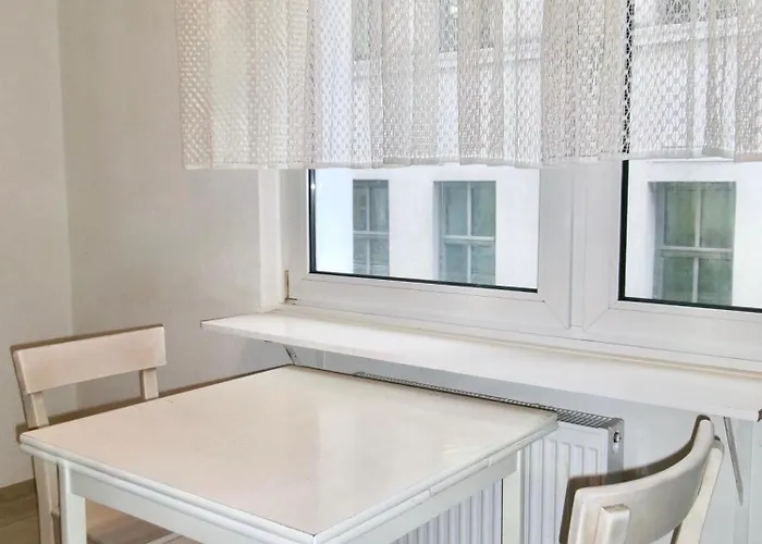 Shk - Moebliert - Wifi - *